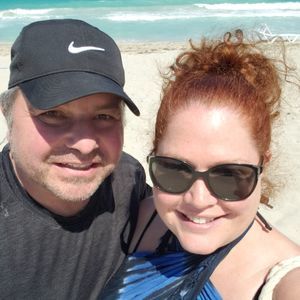 Meet your Posher, Annie mario